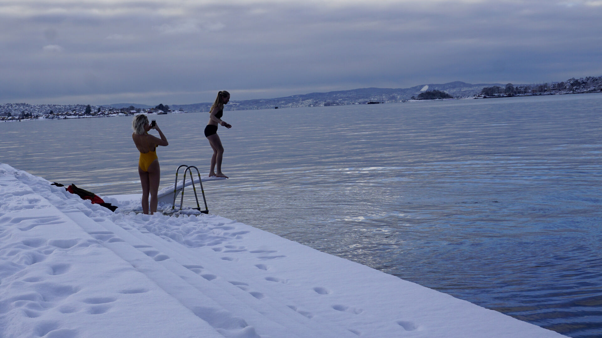 How the Nordic 'friluftsliv' lifestyle can fight wintertime and pandemic blues